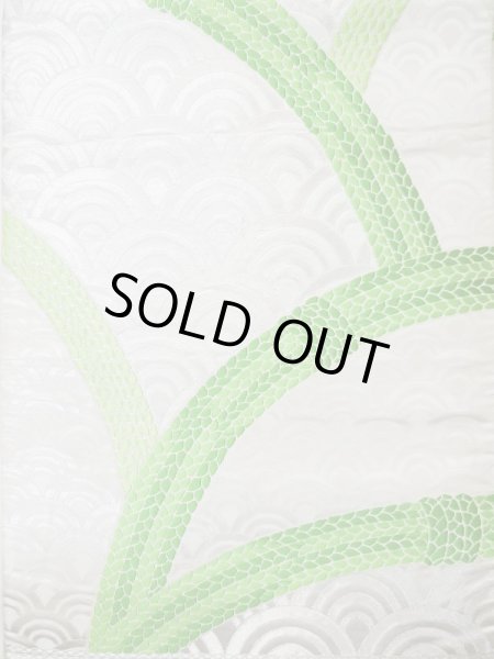 画像3: L1005I 袋帯 女性用着物 シルク（正絹）  光沢のある 銀色 青海波 【中古】 【USED】 【リサイクル】 ★★★☆☆ (3)