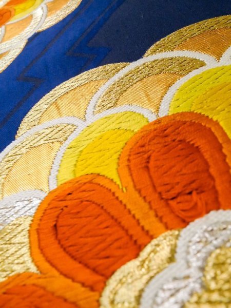 画像10: L1005R 袋帯 女性用着物 シルク(正絹)  深い 青 花 【中古】 【USED】 【リサイクル】 ★★★☆☆ (10)