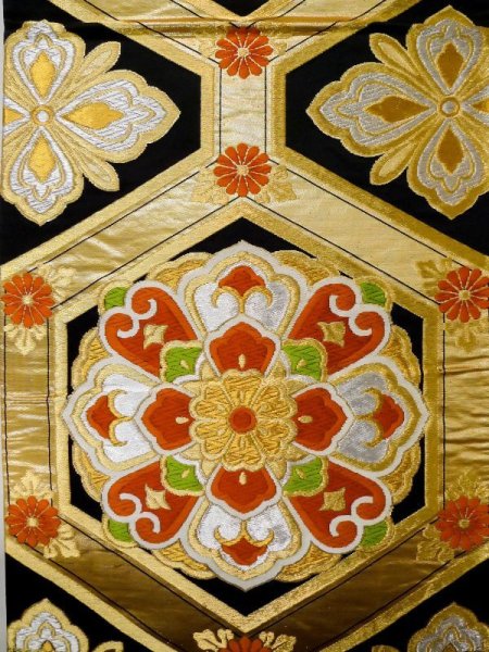 画像3: L1005V 袋帯 女性用着物 シルク(正絹)   黒 菊 【中古】 【USED】 【リサイクル】 ★★★★☆ (3)