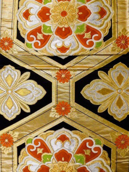 画像5: L1005V 袋帯 女性用着物 シルク(正絹)   黒 菊 【中古】 【USED】 【リサイクル】 ★★★★☆ (5)