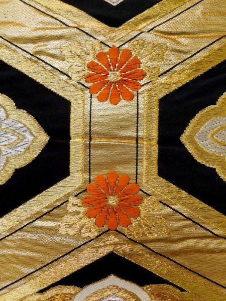 画像7: L1005V 袋帯 女性用着物 シルク(正絹)   黒 菊 【中古】 【USED】 【リサイクル】 ★★★★☆ (7)