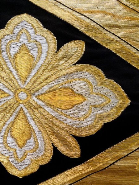 画像8: L1005V 袋帯 女性用着物 シルク(正絹)   黒 菊 【中古】 【USED】 【リサイクル】 ★★★★☆ (8)