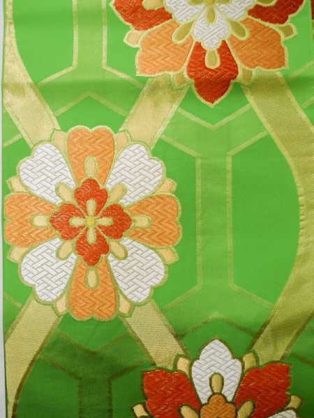 画像5: L1005Z 袋帯 女性用着物 シルク(正絹)   黄緑色 花 【中古】 【USED】 【リサイクル】 ★★★☆☆ (5)