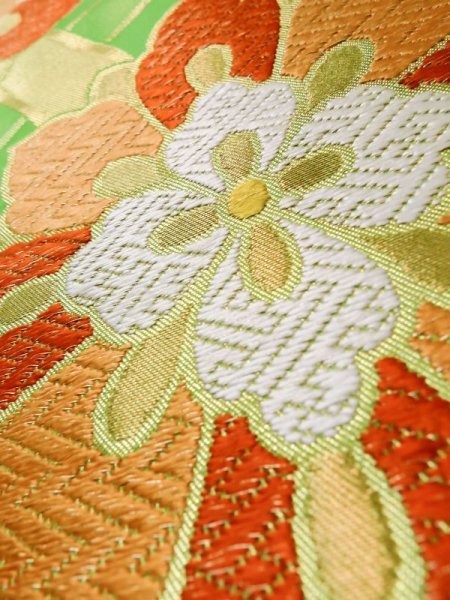 画像12: L1005Z 袋帯 女性用着物 シルク(正絹)   黄緑色 花 【中古】 【USED】 【リサイクル】 ★★★☆☆ (12)