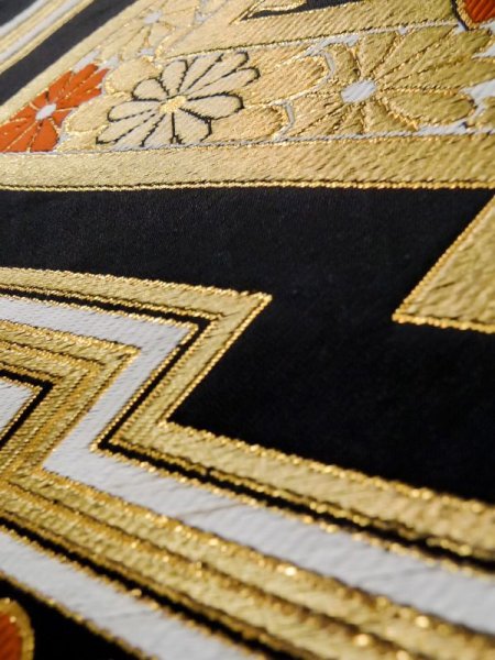 画像10: L1006A 袋帯 女性用着物 シルク(正絹)   黒 菊 【中古】 【USED】 【リサイクル】 ★★★★☆ (10)