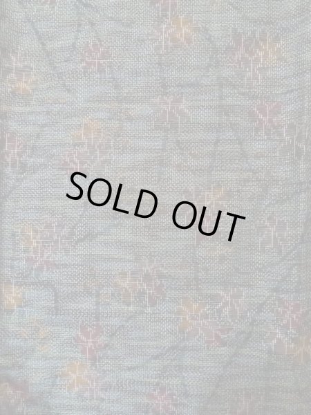 画像4: L1019A  紬 女性用着物  シルク(正絹) 淡い 深い 緑色, 花 深い【中古】 【USED】 【リサイクル】 ★★★★☆ (4)