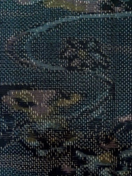 画像6: L1019B  紬 女性用着物  シルク(正絹)  深い 青, 花 【中古】 【USED】 【リサイクル】 ★★☆☆☆ (6)