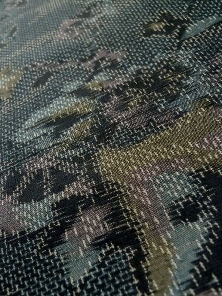 画像9: L1019B  紬 女性用着物  シルク(正絹)  深い 青, 花 【中古】 【USED】 【リサイクル】 ★★☆☆☆ (9)