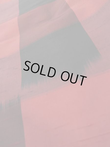 画像8: L1019C Mint  紬 女性用着物  シルク(正絹)   黒, 幾何学模様 【中古】 【USED】 【リサイクル】 ★★★★☆ (8)