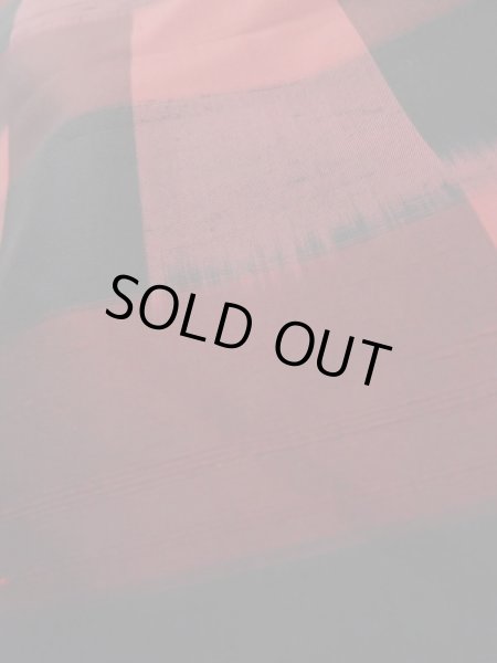 画像9: L1019C Mint  紬 女性用着物  シルク(正絹)   黒, 幾何学模様 【中古】 【USED】 【リサイクル】 ★★★★☆ (9)