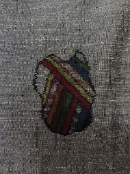 画像5: L1019F  紬 女性用着物  シルク（正絹）   灰色, 抽象的模様 【中古】 【USED】 【リサイクル】 ★★★★☆ (5)