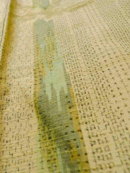 画像9: L1019M  紬 女性用着物  シルク(正絹)   アイボリー, 笹 【中古】 【USED】 【リサイクル】 ★★☆☆☆ (9)