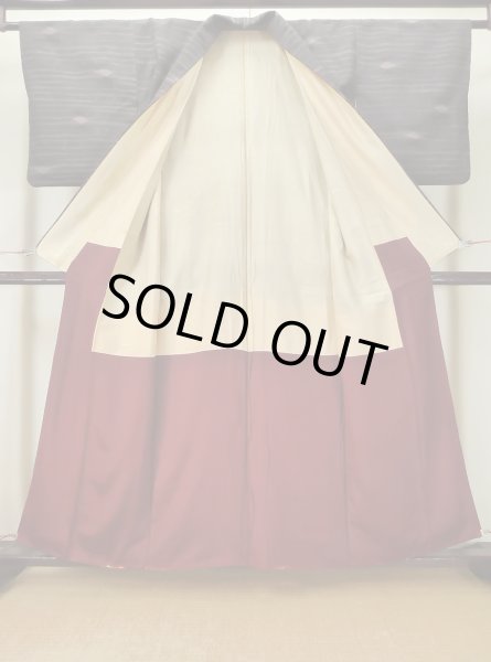 画像2: L1019X  織 女性用着物  シルク(正絹)  深い 茶色, 線 【中古】 【USED】 【リサイクル】 ★★★☆☆ (2)