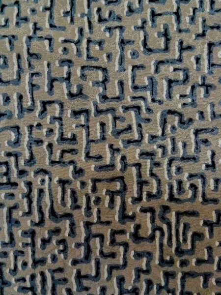 画像5: L1026E  羽織 女性用着物  シルク(正絹)   灰色, 抽象的模様 【中古】 【USED】 【リサイクル】 ★★☆☆☆ (5)