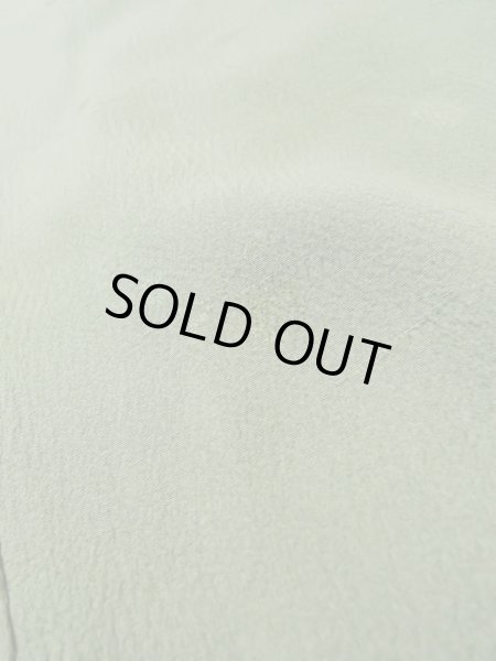 画像9: L1026J  羽織 女性用着物  シルク（正絹）  淡い 緑色,  【中古】 【USED】 【リサイクル】 ★★☆☆☆ (9)