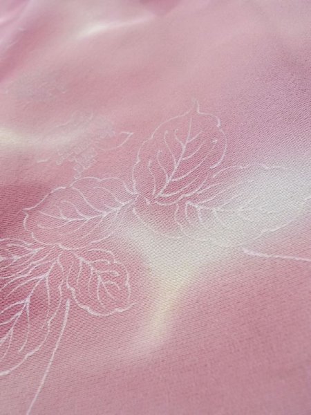 画像8: L1026P  羽織 女性用着物  シルク(正絹)  淡い 桃色, 葉 【中古】 【USED】 【リサイクル】 ★★☆☆☆ (8)