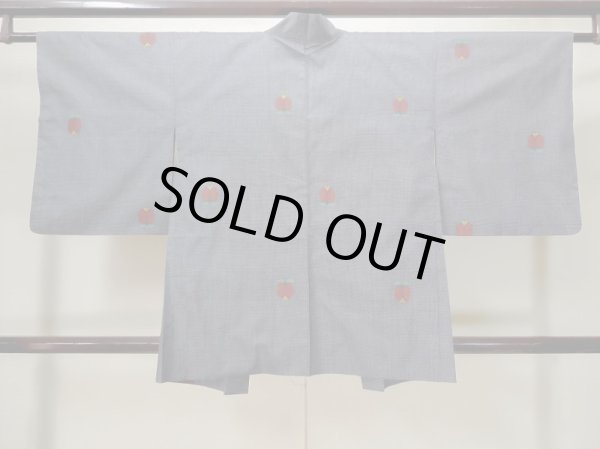 画像2: L1026R  羽織 女性用着物  シルク（正絹）   黒, 花 【中古】 【USED】 【リサイクル】 ★★★☆☆ (2)