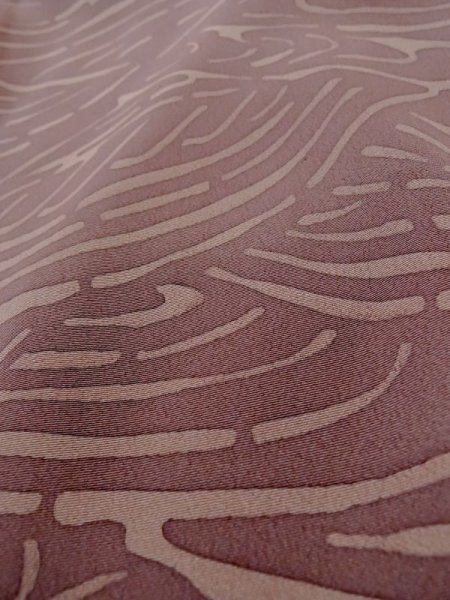 画像10: L1026S  羽織 女性用着物  シルク(正絹)  淡い 紫色, 抽象的模様 【中古】 【USED】 【リサイクル】 ★★☆☆☆ (10)