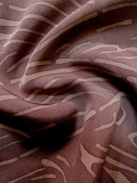 画像11: L1026S  羽織 女性用着物  シルク(正絹)  淡い 紫色, 抽象的模様 【中古】 【USED】 【リサイクル】 ★★☆☆☆ (11)