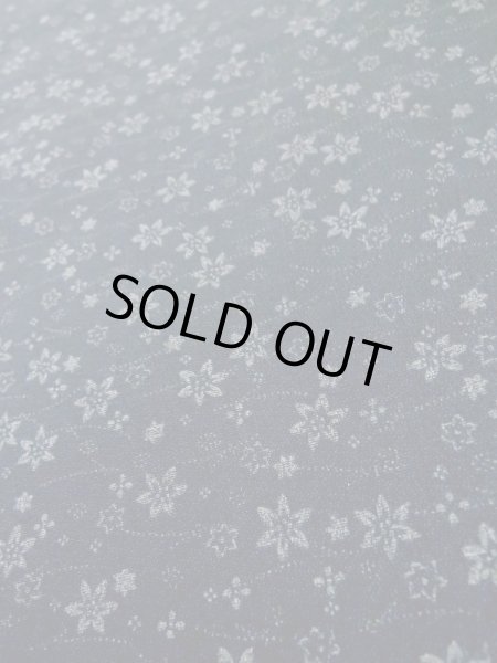 画像7: L1026X Mint  羽織 女性用着物  シルク(正絹)  淡い 紺, 花 【中古】 【USED】 【リサイクル】 ★★★★☆ (7)