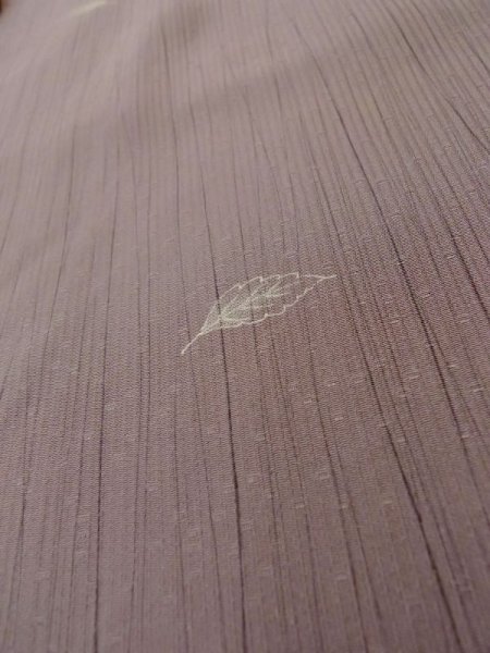 画像10: L1027B  羽織 女性用着物  シルク(正絹)  淡い 紫色, 葉 【中古】 【USED】 【リサイクル】 ★★★☆☆ (10)