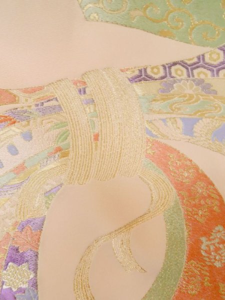 画像5: L1027D  羽織 女性用着物 熨斗 シルク(正絹) 淡い 薄い 桃色, 菊 【中古】 【USED】 【リサイクル】 ★★☆☆☆ (5)