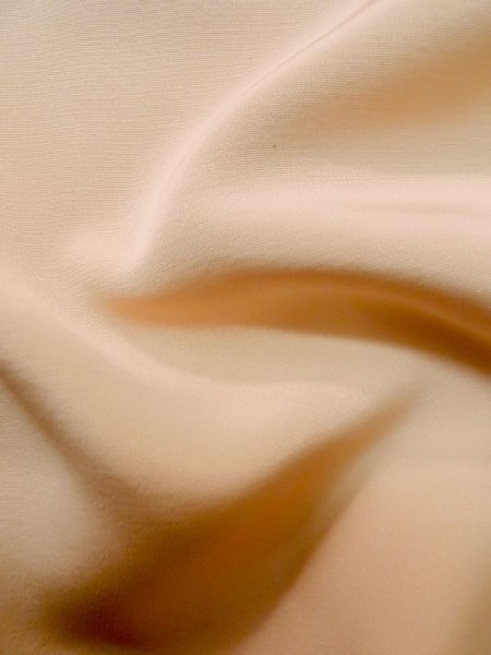 画像11: L1027D  羽織 女性用着物 熨斗 シルク(正絹) 淡い 薄い 桃色, 菊 【中古】 【USED】 【リサイクル】 ★★☆☆☆ (11)