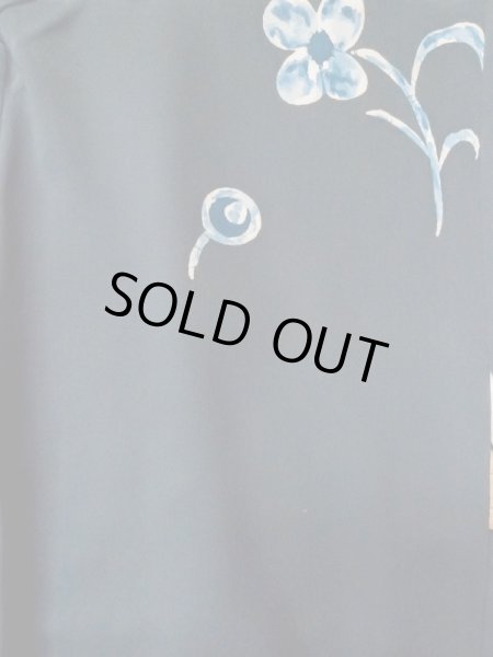 画像4: L1104B  羽織 女性用着物  シルク(正絹)  深い 青, 花 【中古】 【USED】 【リサイクル】 ★★★☆☆ (4)