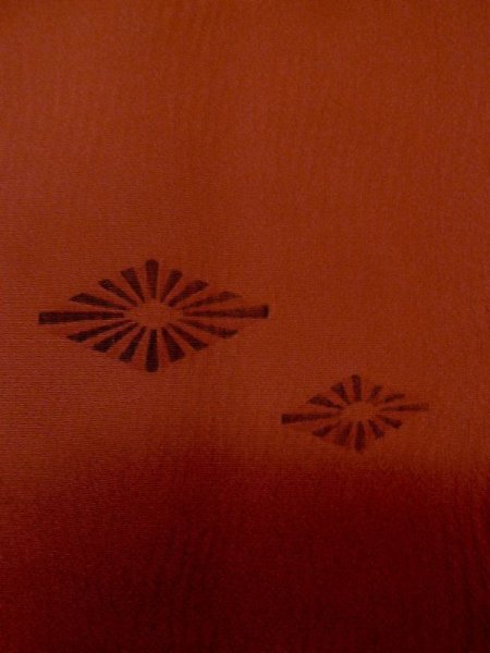 画像6: L1104G  羽織 女性用着物  シルク(正絹)   赤色, 菱 【中古】 【USED】 【リサイクル】 ★★★☆☆ (6)