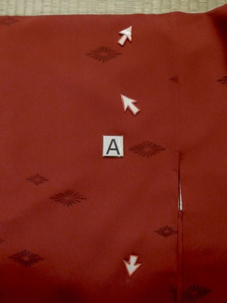 画像14: L1104G  羽織 女性用着物  シルク(正絹)   赤色, 菱 【中古】 【USED】 【リサイクル】 ★★★☆☆ (14)