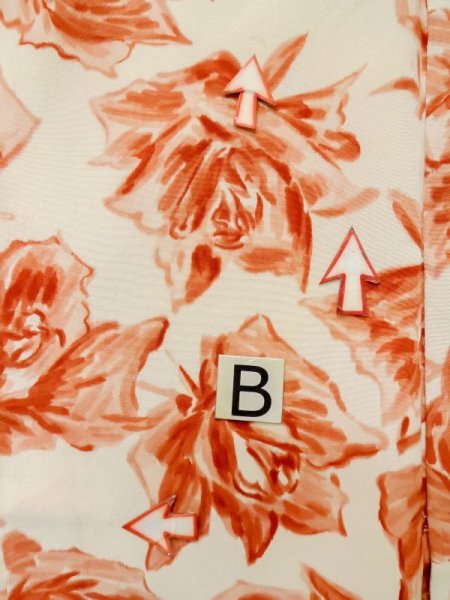 画像15: L1104J  羽織 女性用着物  シルク(正絹)   アイボリー, バラ 【中古】 【USED】 【リサイクル】 ★★☆☆☆ (15)