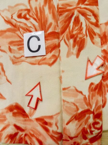 画像16: L1104J  羽織 女性用着物  シルク(正絹)   アイボリー, バラ 【中古】 【USED】 【リサイクル】 ★★☆☆☆ (16)