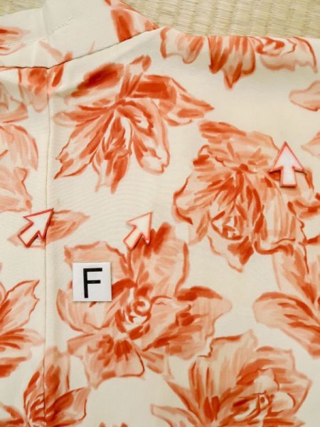 画像19: L1104J  羽織 女性用着物  シルク(正絹)   アイボリー, バラ 【中古】 【USED】 【リサイクル】 ★★☆☆☆ (19)