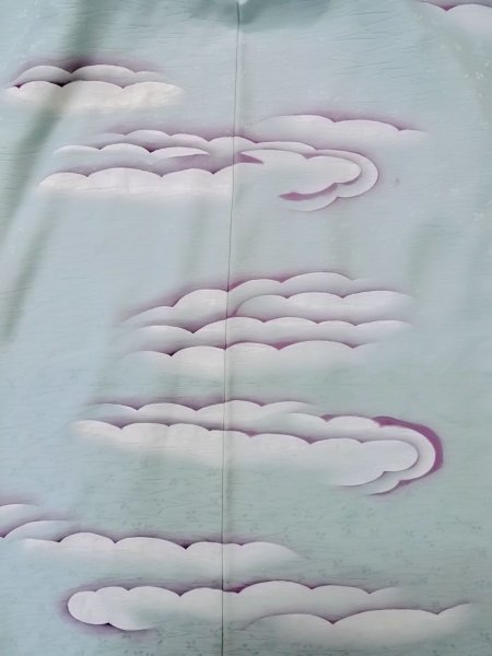 画像3: L1104N  羽織 女性用着物  シルク(正絹)   水色, 雲 【中古】 【USED】 【リサイクル】 ★★☆☆☆ (3)