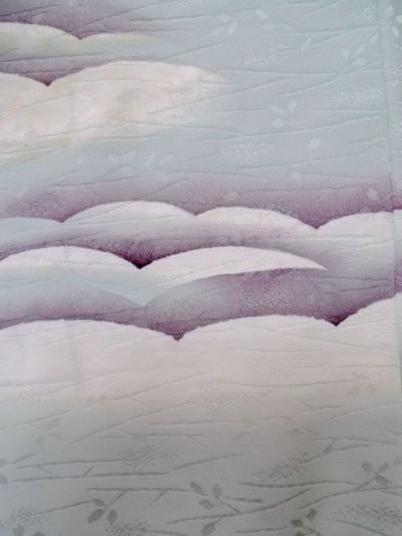 画像4: L1104N  羽織 女性用着物  シルク(正絹)   水色, 雲 【中古】 【USED】 【リサイクル】 ★★☆☆☆ (4)