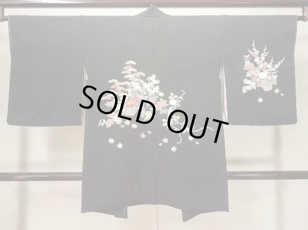 画像2: L1105D Mint  羽織 女性用着物  シルク（正絹）   黒, 花 【中古】 【USED】 【リサイクル】 ★★★★☆ (2)