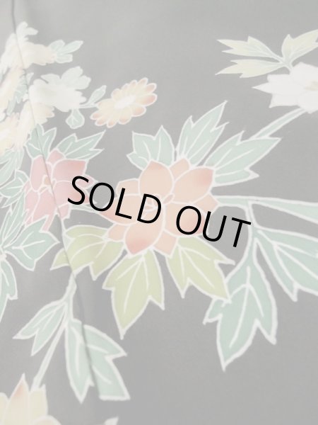 画像8: L1105D Mint  羽織 女性用着物  シルク（正絹）   黒, 花 【中古】 【USED】 【リサイクル】 ★★★★☆ (8)