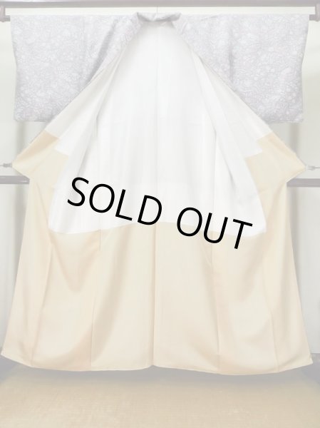 画像2: L1116C Mint  小紋 女性用着物  シルク（正絹）  淡い 藤色, 花 【中古】 【USED】 【リサイクル】 ★★★★☆ (2)