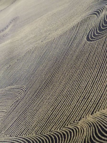 画像9: L1116E Mint  小紋 女性用着物  化繊   ベージュ, 抽象的模様 【中古】 【USED】 【リサイクル】 ★★★★★ (9)