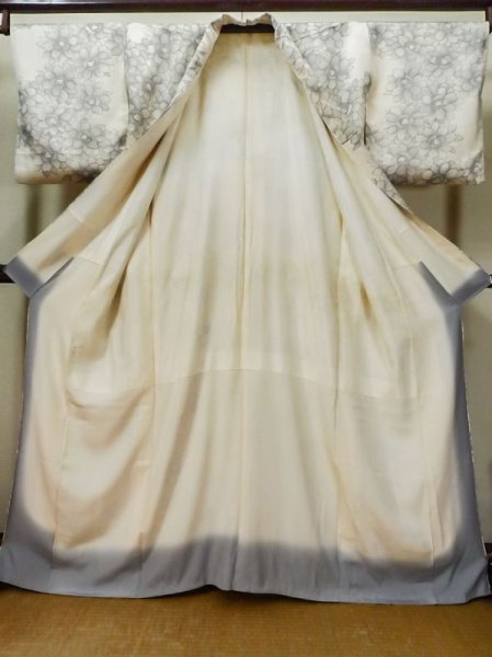 画像2: L1116H  小紋 女性用着物  シルク(正絹)   オフ ホワイト, 花 【中古】 【USED】 【リサイクル】 ★★☆☆☆ (2)