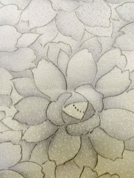 画像6: L1116H  小紋 女性用着物  シルク(正絹)   オフ ホワイト, 花 【中古】 【USED】 【リサイクル】 ★★☆☆☆ (6)