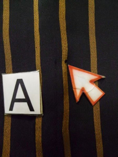 画像12: L1116L  小紋 女性用着物  シルク(正絹)   黒, 縞 【中古】 【USED】 【リサイクル】 ★☆☆☆☆ (12)