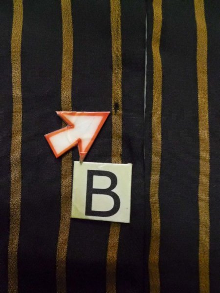 画像13: L1116L  小紋 女性用着物  シルク(正絹)   黒, 縞 【中古】 【USED】 【リサイクル】 ★☆☆☆☆ (13)