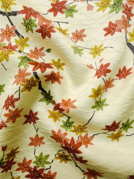 画像13: L1116N  小紋 女性用着物  シルク(正絹)   アイボリー, もみじ 【中古】 【USED】 【リサイクル】 ★★★★☆ (13)