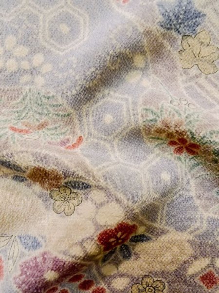 画像11: L1116P Mint  小紋 女性用着物  シルク(正絹)  淡い マルチカラー, 花 【中古】 【USED】 【リサイクル】 ★★★★☆ (11)