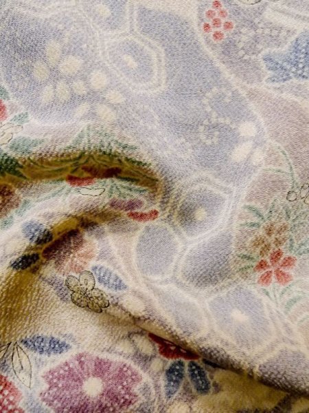 画像12: L1116P Mint  小紋 女性用着物  シルク(正絹)  淡い マルチカラー, 花 【中古】 【USED】 【リサイクル】 ★★★★☆ (12)