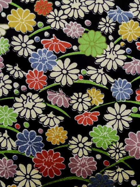 画像6: L1116V  小紋 女性用着物  シルク(正絹)   黒, 菊 【中古】 【USED】 【リサイクル】 ★★★☆☆ (6)