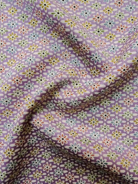 画像10: L1116W  小紋 女性用着物  シルク(正絹)   藤色, 花 【中古】 【USED】 【リサイクル】 ★★★☆☆ (10)