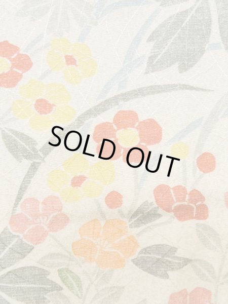 画像5: L1116Z Mint  小紋 女性用着物  シルク(正絹) 淡い 緑み 白, 花 【中古】 【USED】 【リサイクル】 ★★★★☆ (5)