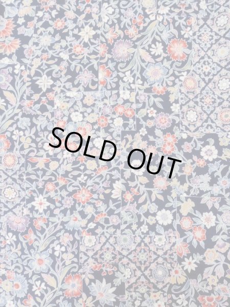 画像4: L1117B Mint  小紋 女性用着物  シルク(正絹)  深い 青, 唐花 【中古】 【USED】 【リサイクル】 ★★★★☆ (4)